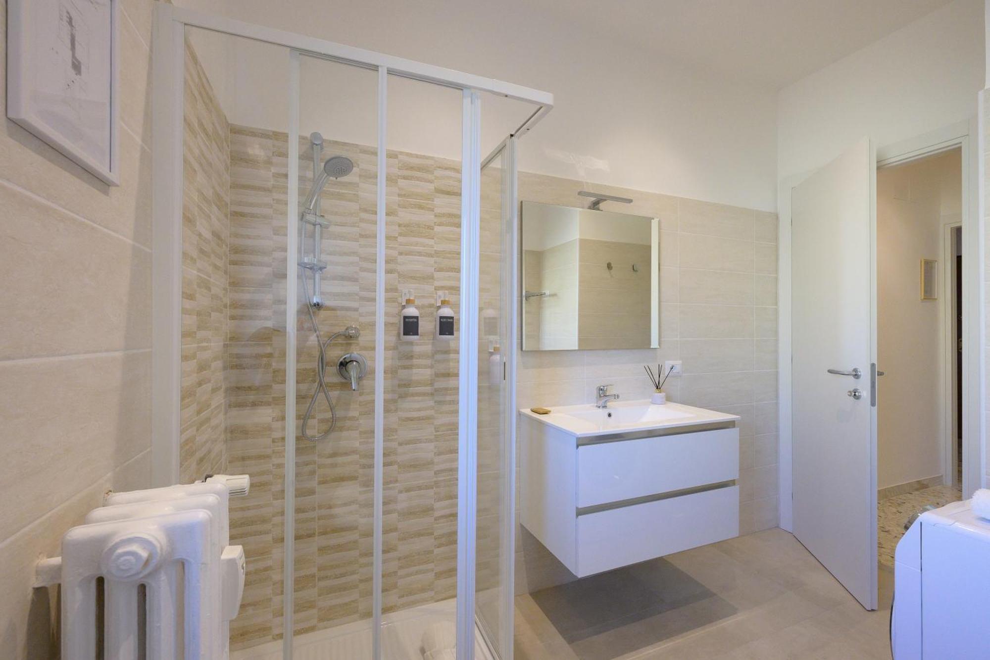Luxury Suite-Metro Malatesta روما المظهر الخارجي الصورة